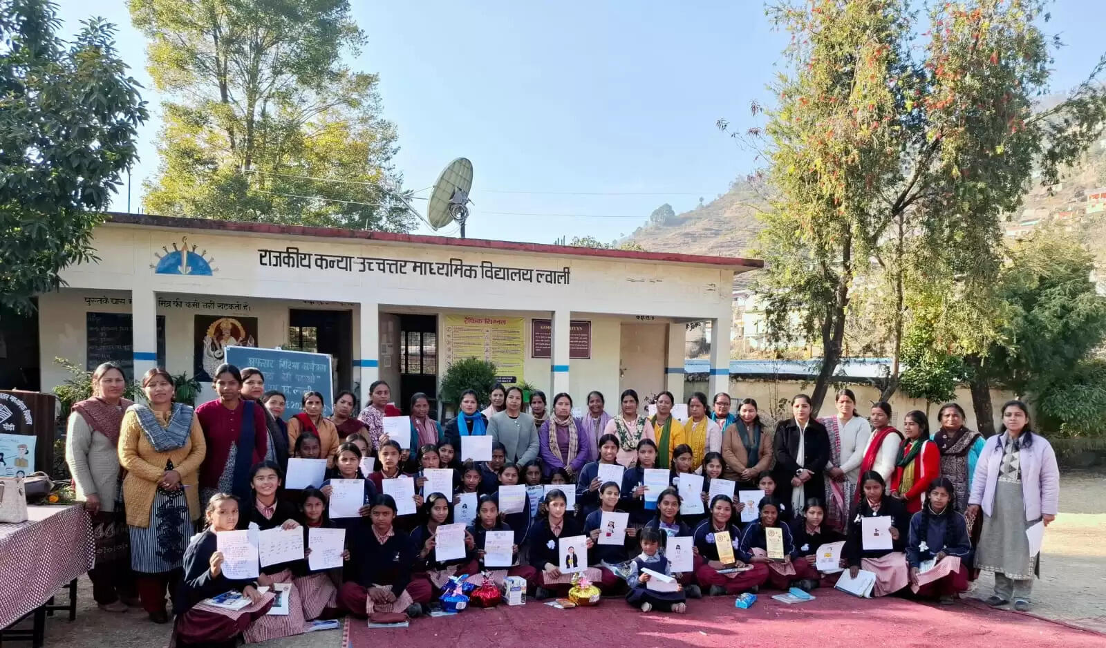 सरकार की योजनाओं से बालिकाओं का हो रहा सर्वांगीण विकास : आशा