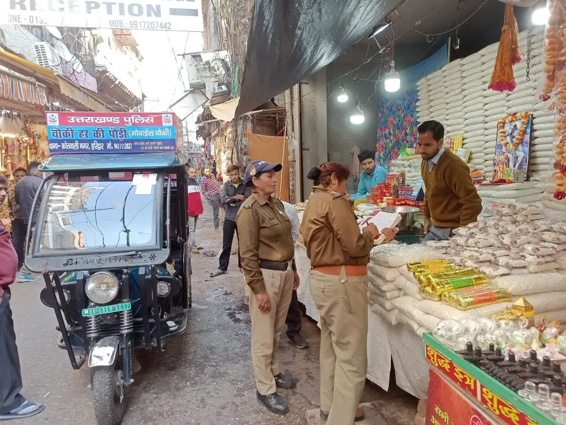 हरिद्वार पुलिस का अभिनव प्रयोग चलती फिरती पुलिस चौकी कामयाबी की ओर