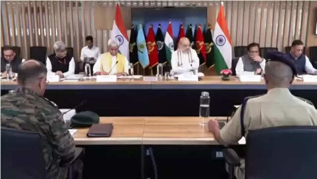 सर्दियों में घुसपैठ रोकने के लिए सुरक्षा बल हर स्थिति से निपटने को तैयार रहें : अमित शाह