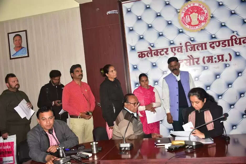 जिले के साथ-साथ नगरीय निकायों, ग्राम पंचायतों एवं वार्डों में हुई पहली जल सुनवाई