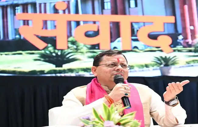बदलती तकनीक के अनुरूप ‘फ्यूचर रेडी’ बनें युवा : मुख्यमंत्री धामी