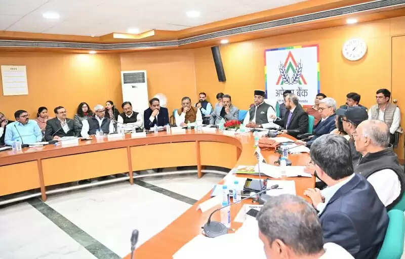 मप्रः सहकारिता मंत्री सारंग ने की विभाग की समीक्षा, आगामी कार्ययोजना पर दिए विस्तृत निर्देश