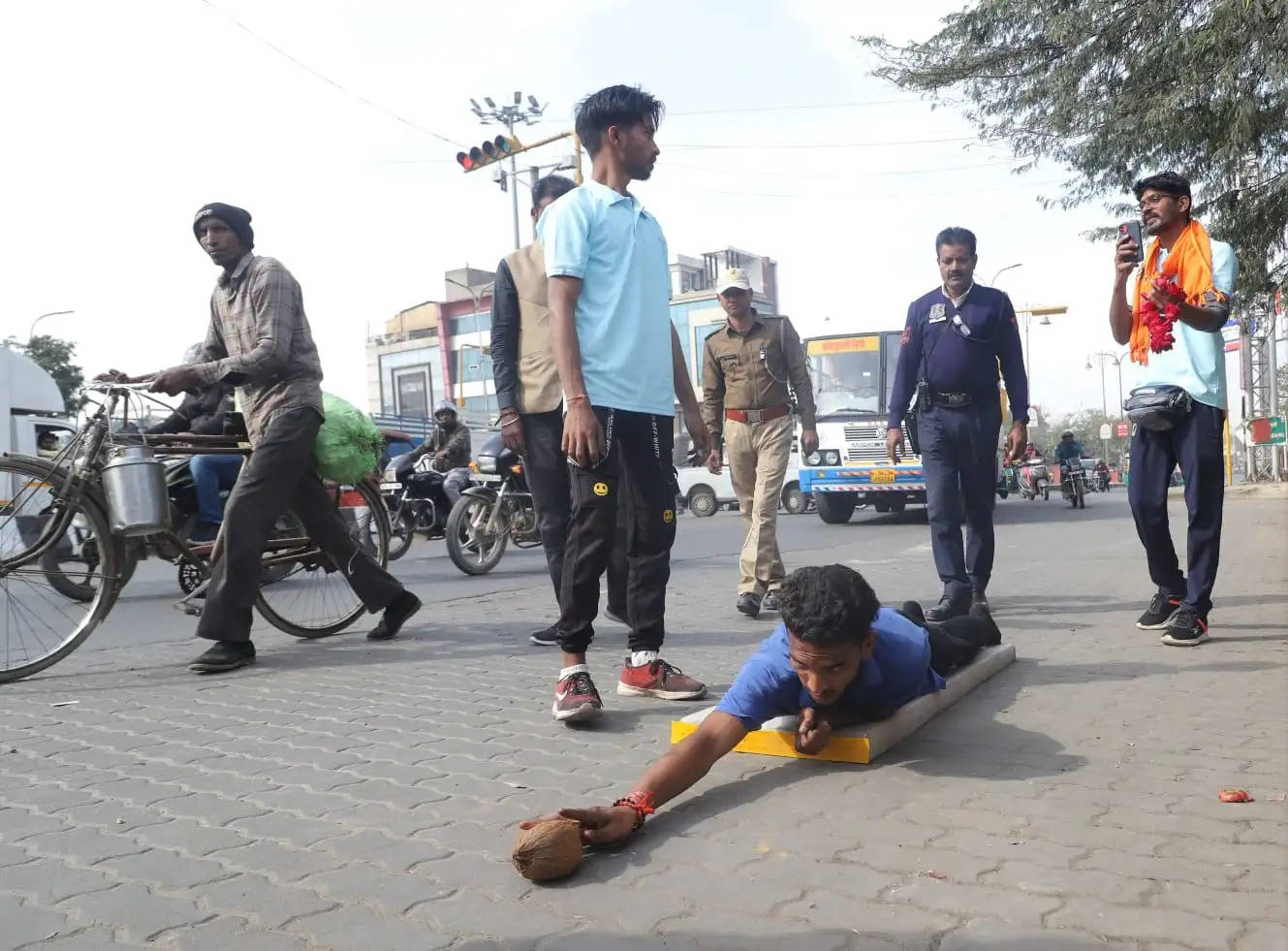 राम लला के अयोध्या में विराजमान होने पर दड़वत यात्रा करेंगे रितेश धानक्या