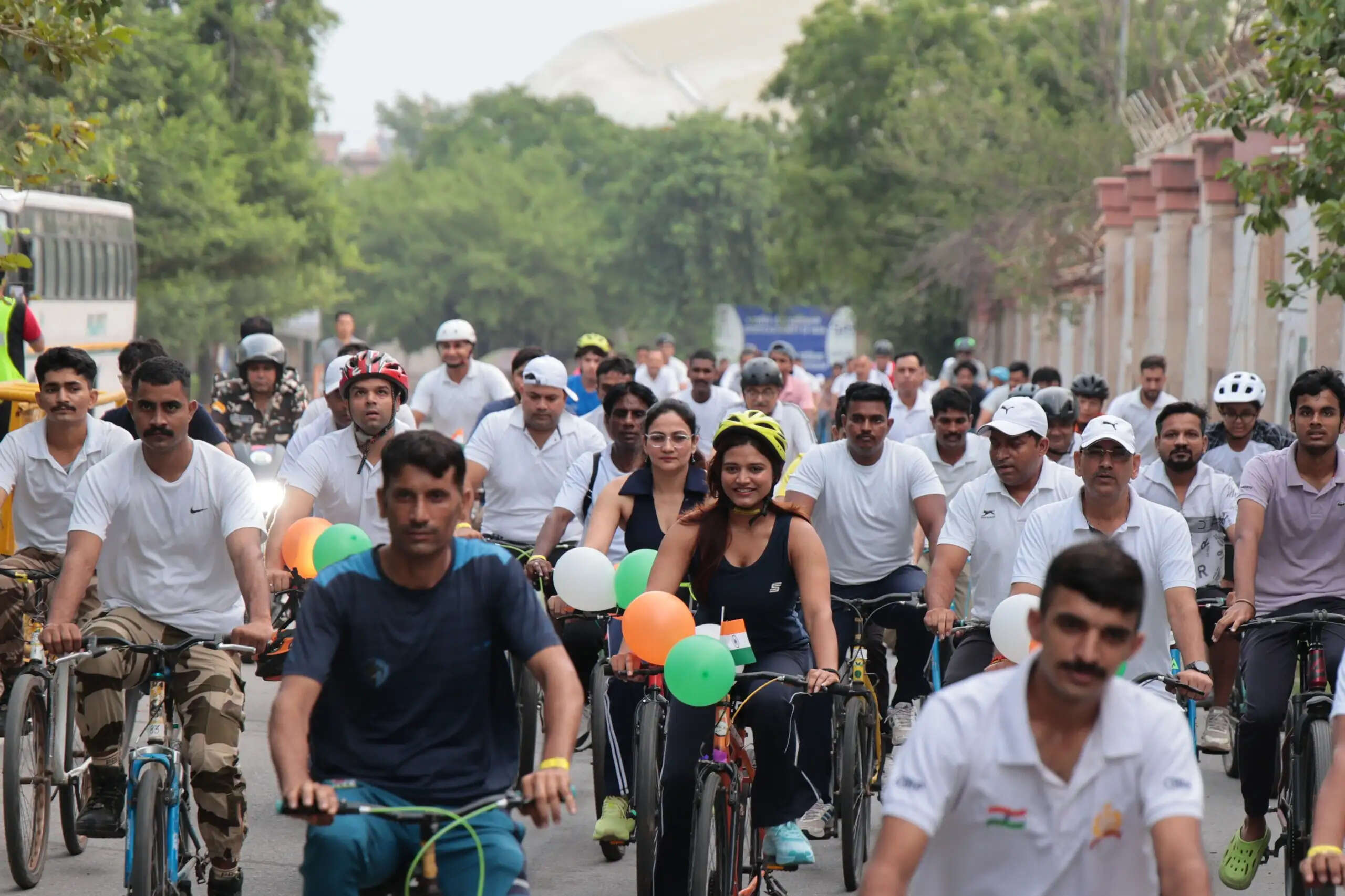 फिट इंडिया संडे ऑन साइकिल में दिखा देशभक्ति का जोश, हजारों लोगों ने लिया नशामुक्त भारत का संकल्प