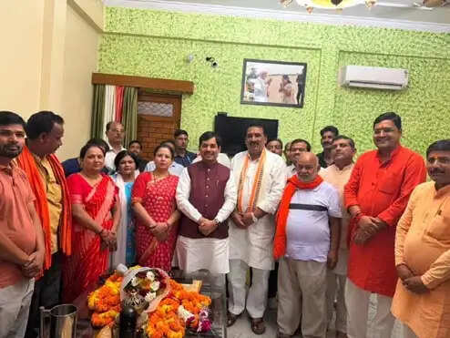 भाजपा कार्यकर्ताओं में हनुमान जैसी शक्ति और समर्पण, विपक्ष के भ्रमजाल को जनता के बीच करें बेनकाब&nbsp;:&nbsp;&nbsp;शाहनवाज हुसैन