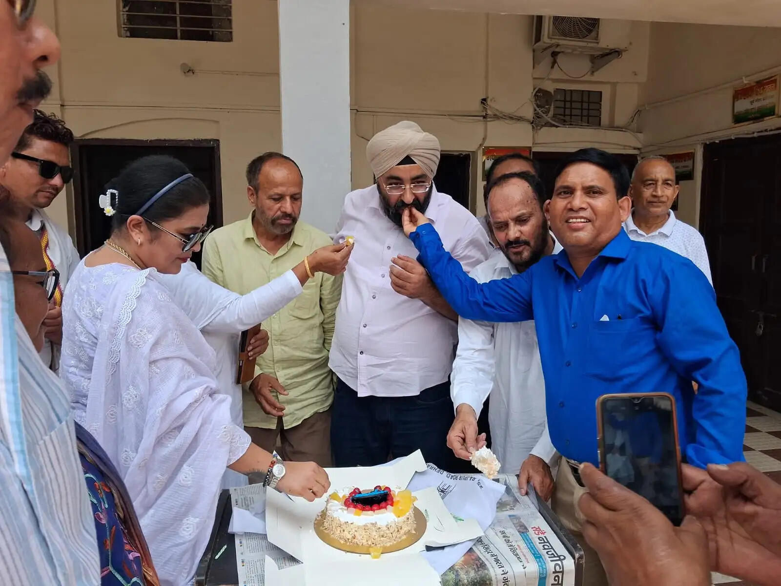 राहुल गांधी के जन्मदिन पर महानगर कांग्रेस ने किया पौधरोपण