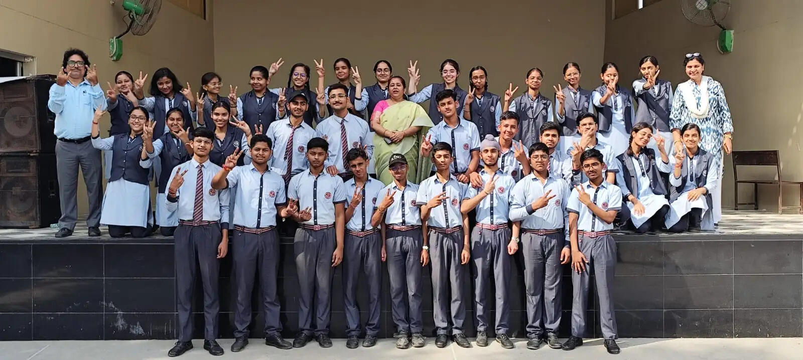 कठिन परिश्रम से छात्रों काे मिला शत-प्रतिशत परिणाम : मोनिका गुप्ता