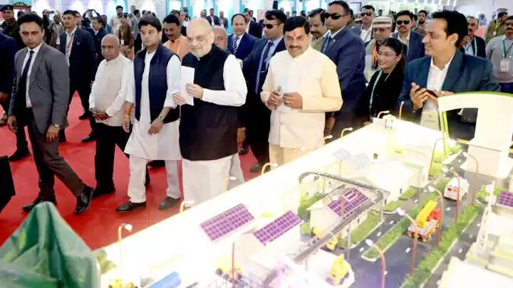 शाह ने ग्वालियर में 2 लाख करोड़ की परियोजनाओं का किया भूमिपूजन-लोकार्पण