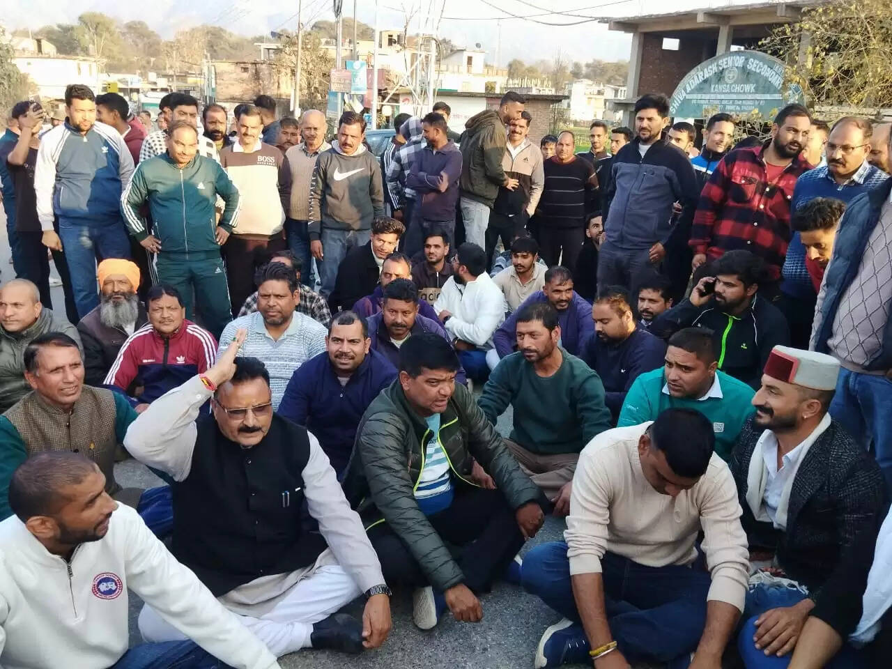 कंसा खेल मैदान और खड्ड सुरक्षित रखने के लिए स्कूल की लीज रद हो : हिमाचल किसान सभा