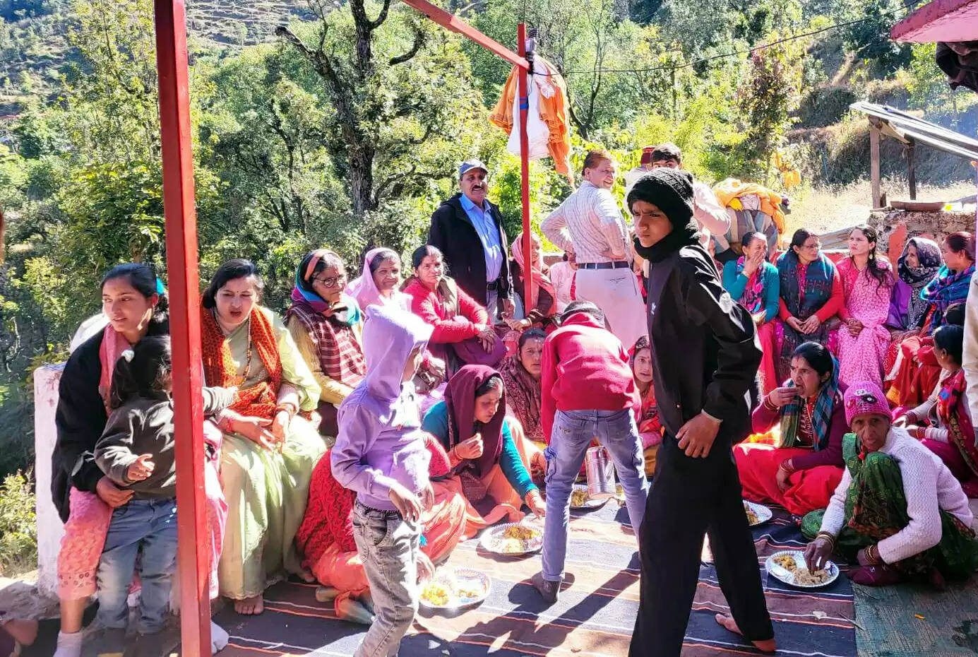 गुरु गोरखनाथ मंदिर में 22 दिवसीय बैसी के भंडारे में उमड़ा जनसैलाब