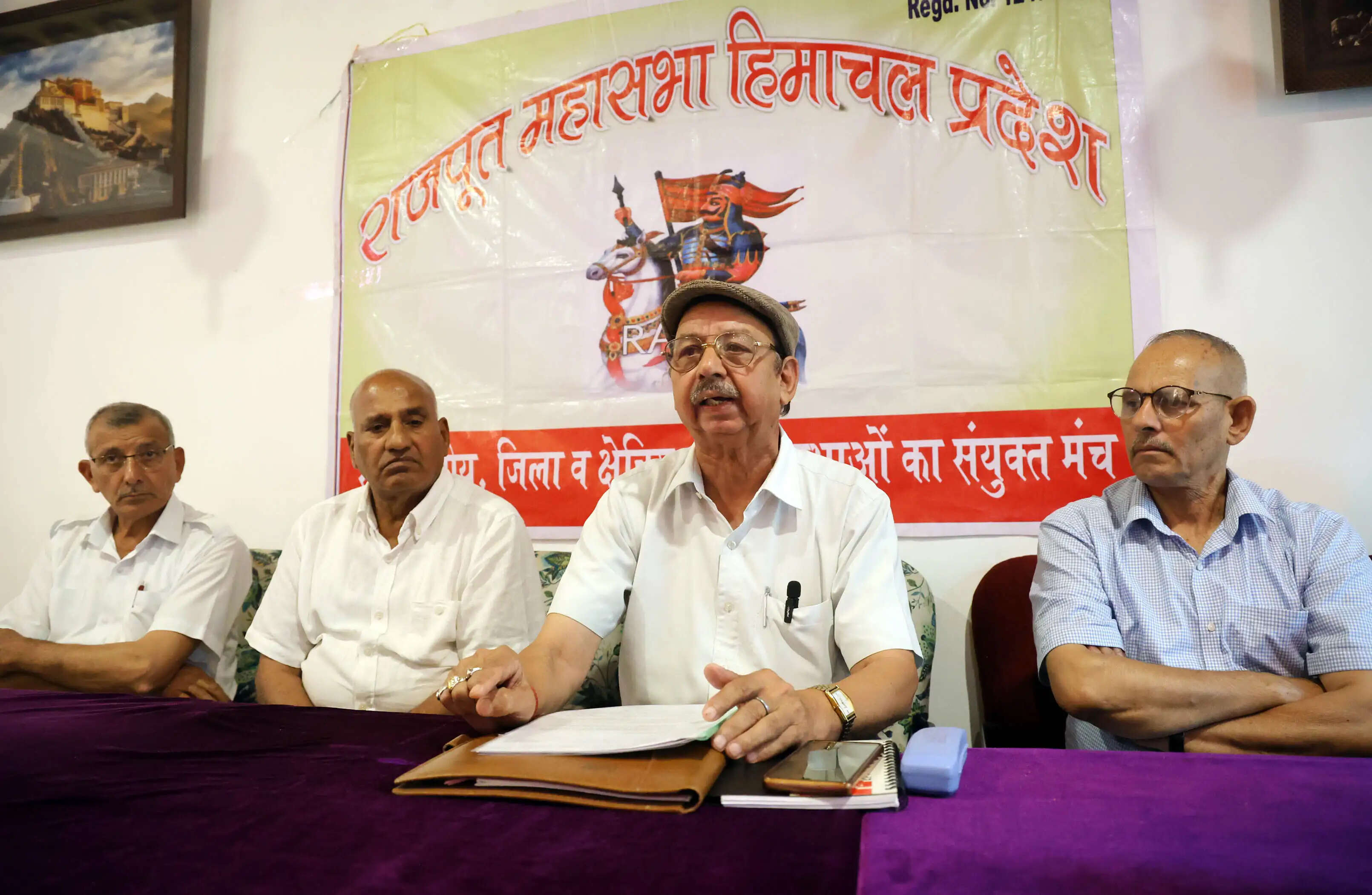 मेले में स्कूली बच्चों द्वारा दी गई नाट्य प्रस्तुति को लेकर आगे आई राजपूत महासभा