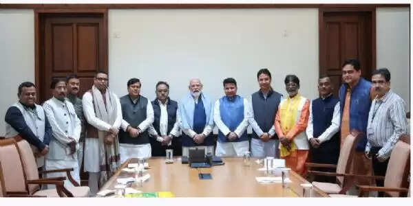 प्रधानमंत्री ने पश्चिम बंगाल के भाजपा सांसदों के साथ बैठक की, अभी से चुनावी तैयारी पर जोर