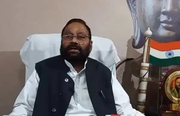 उप्र में पुलिस जाति के आधार पर कर रही कार्रवाई : स्वामी प्रसाद मौर्य