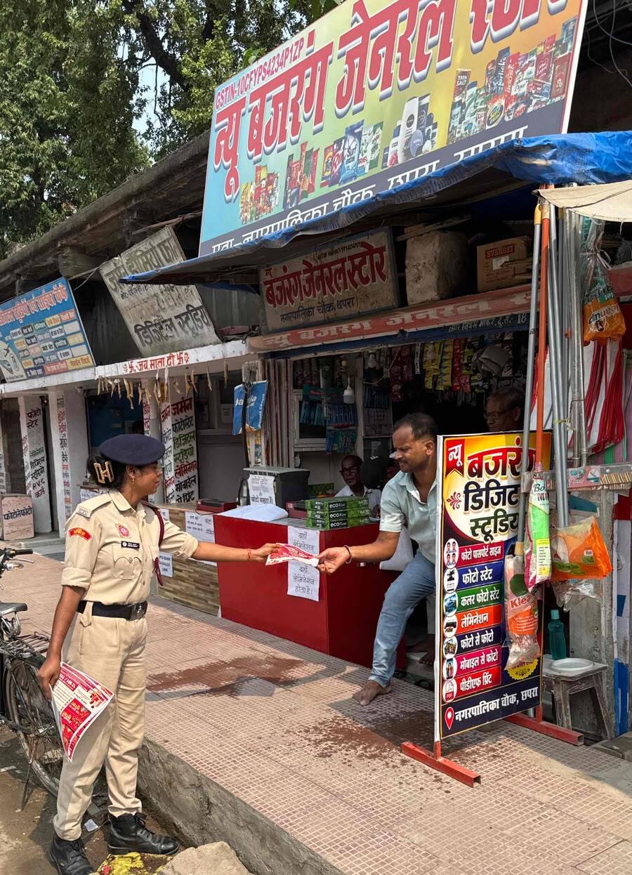 दुर्गा पूजा को लेकर अग्निशमन विभाग का अलर्ट, छपरा में पंडालों का किया निरीक्षण