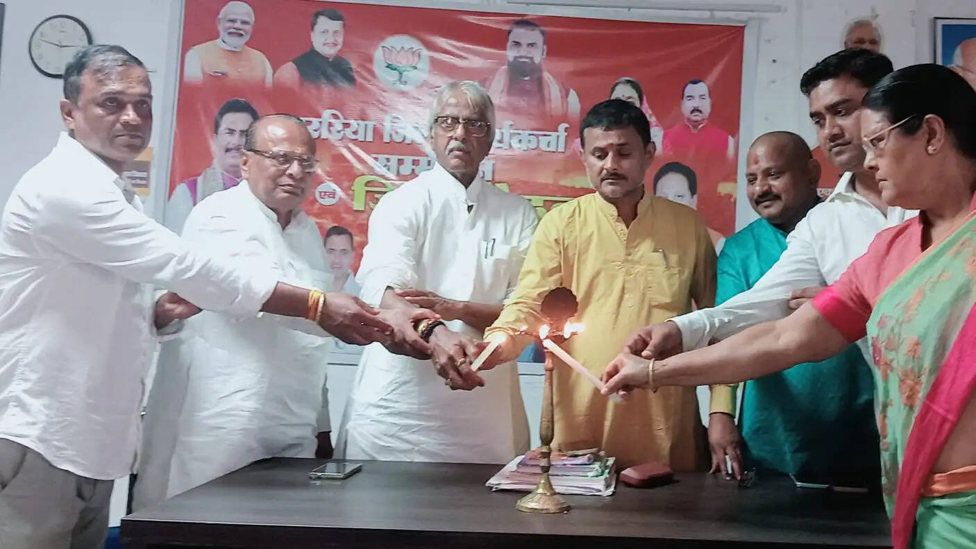 लोकतंत्र बचाओ, अराजकता और भीड़तंत्र हटाओ अभियान को लेकर भाजपा की बैठक