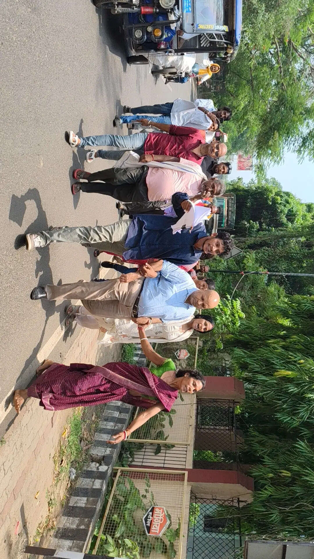 फैसले से नाखुश पक्ष एएसओ को कार्यालय से खींचकर ले गया कमिश्नर कार्यालय