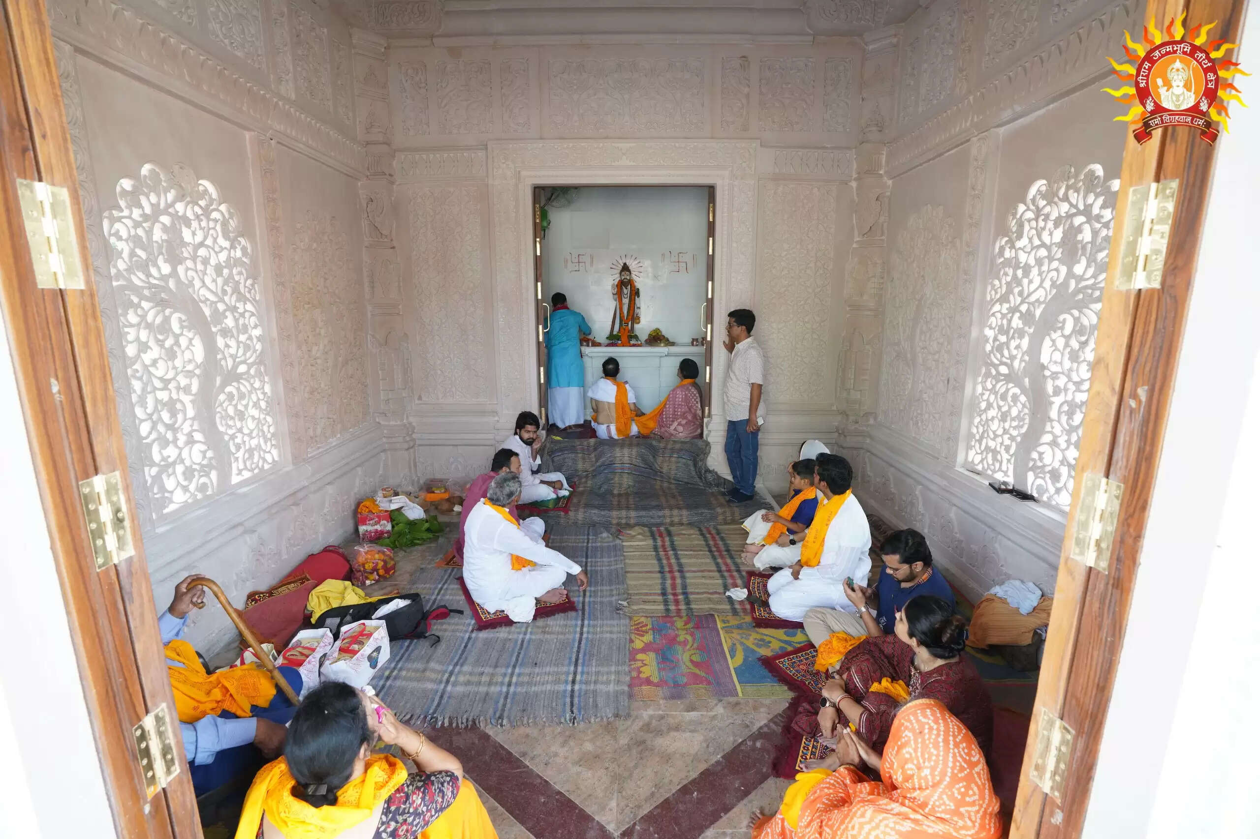 श्रीराम जन्मभूमि परिसर में सप्तमंडप निर्माण कार्य पूरा, महर्षि अगस्त्य की मूर्ति स्थापित