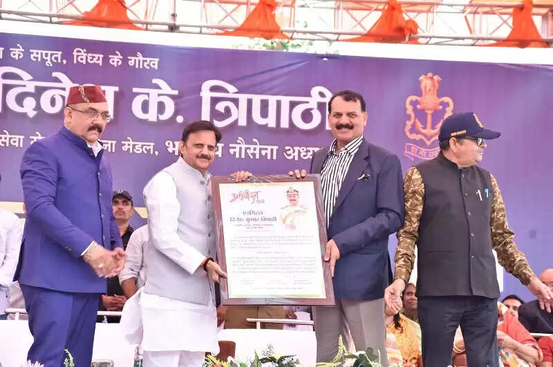 आत्मविश्वास और सतत परिश्रम से ही मिलती है सफलता: नौसेना अध्यक्ष