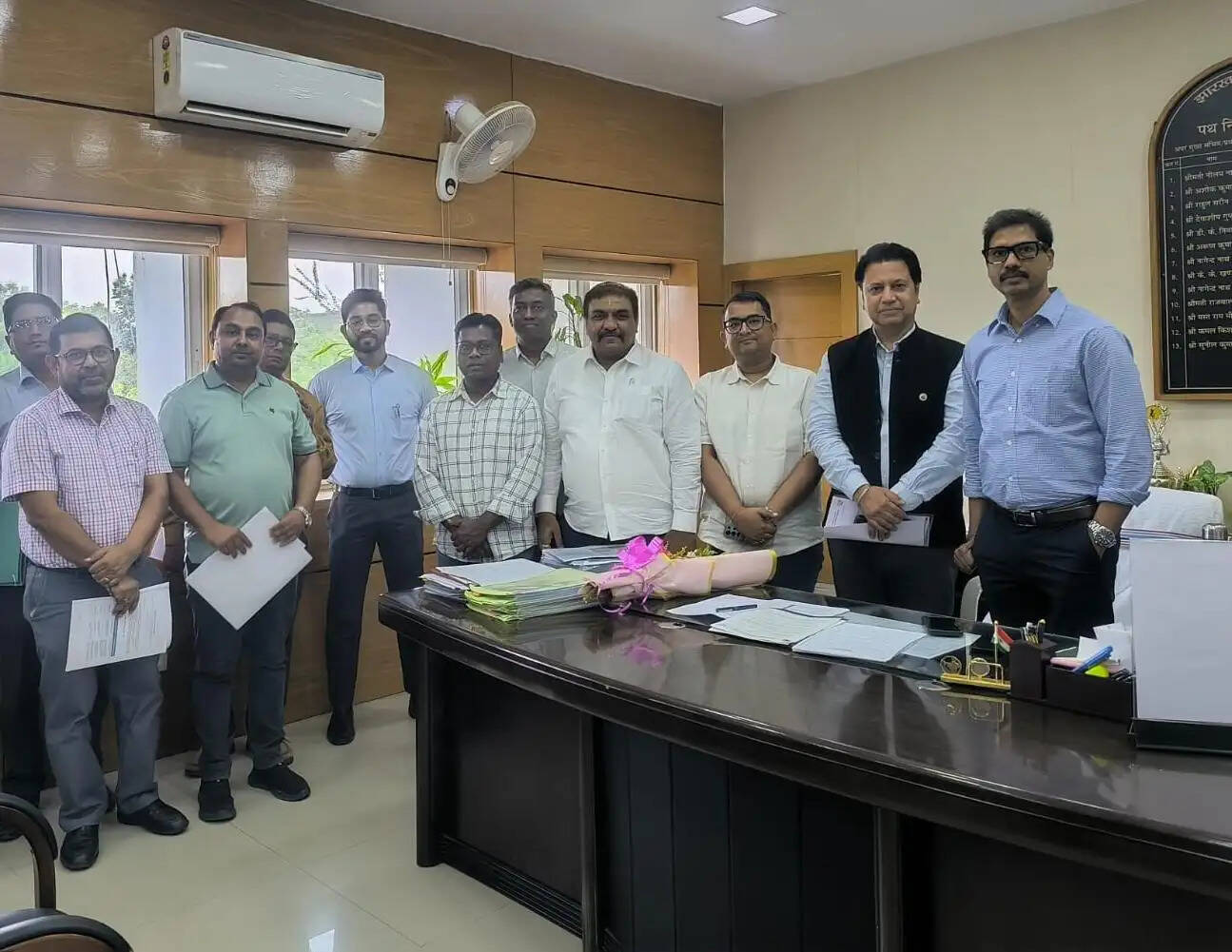 चेंबर लोगों में अभियान चलाकर अनाधिकृत निर्माणों का नियमितीकरण कराने को करे प्रेरित : सचिव