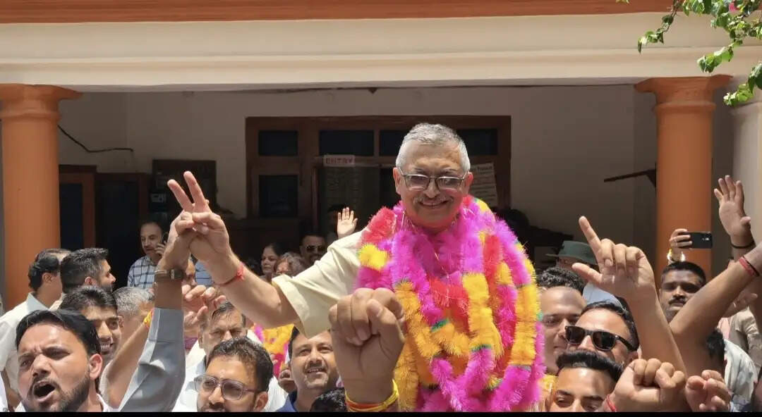 नाहन नगर परिषद में पर्ची सिस्टम से तय हुई सत्ता, कांग्रेस को अध्यक्ष तो भाजपा को मिला उपाध्यक्ष का पद