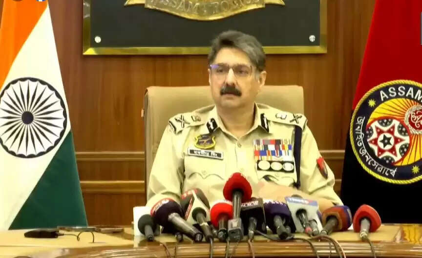 ऑपरेशन 'घोस्ट सिम' में फर्जी सिम रैकेट का भंडाफोड़, 21 लोग हिरासत में