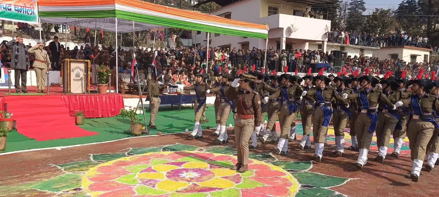 हमारा देश निरंतर प्रगति पथ पर अग्रसर है : तीरथ सिंह रावत