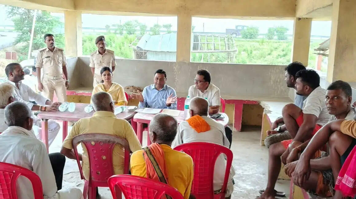 जलजमाव वाली जमीन पर मत्स्य पालन से बढ़ेगी किसानों की आय