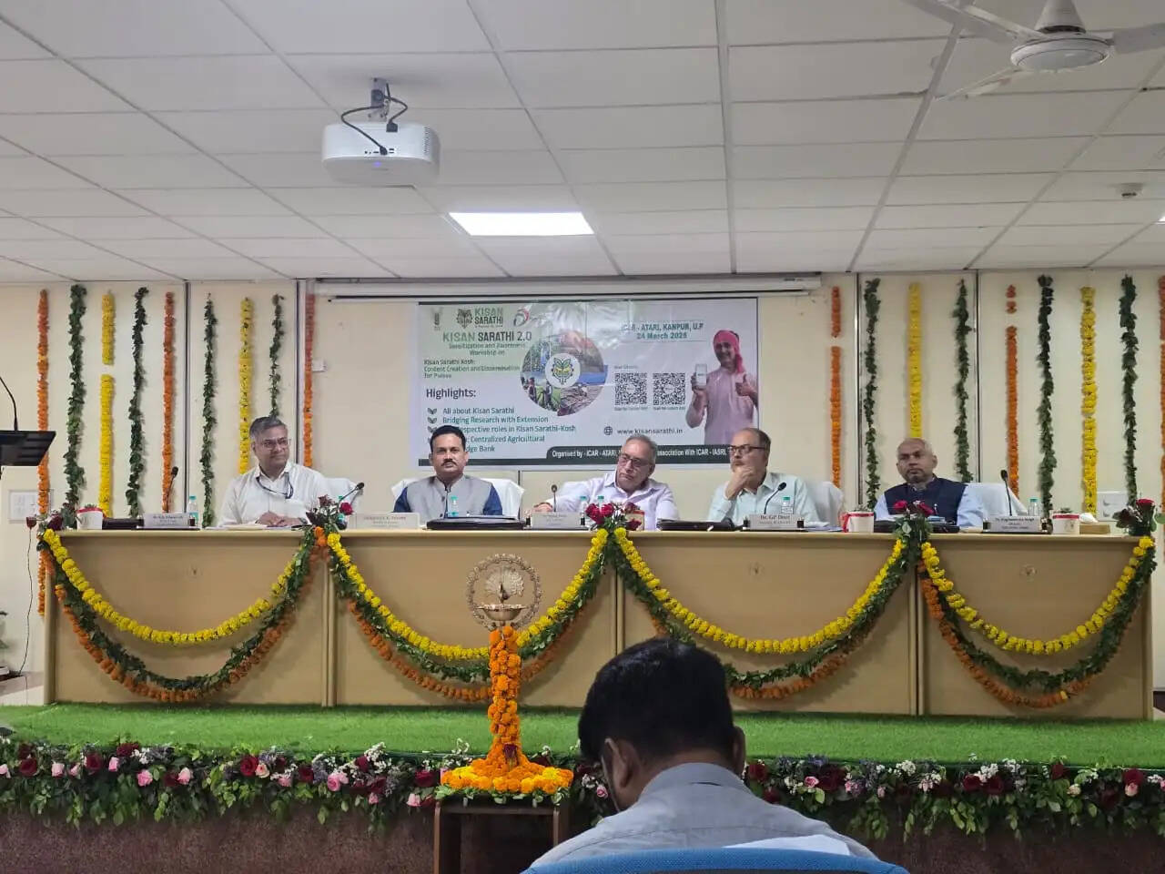 कृषि में डिजिटल तकनीक से बढ़ेगी आय और उत्पादकता : डा. संजय सिंह