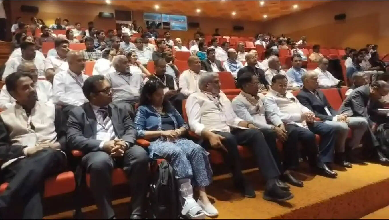 आईआईटी अंतरराष्ट्रीय सम्मेलन थ्राइव 2025 : थार पारिस्थितिकी तंत्र में बदलाव पर विशेषज्ञ कर रहे मंथन