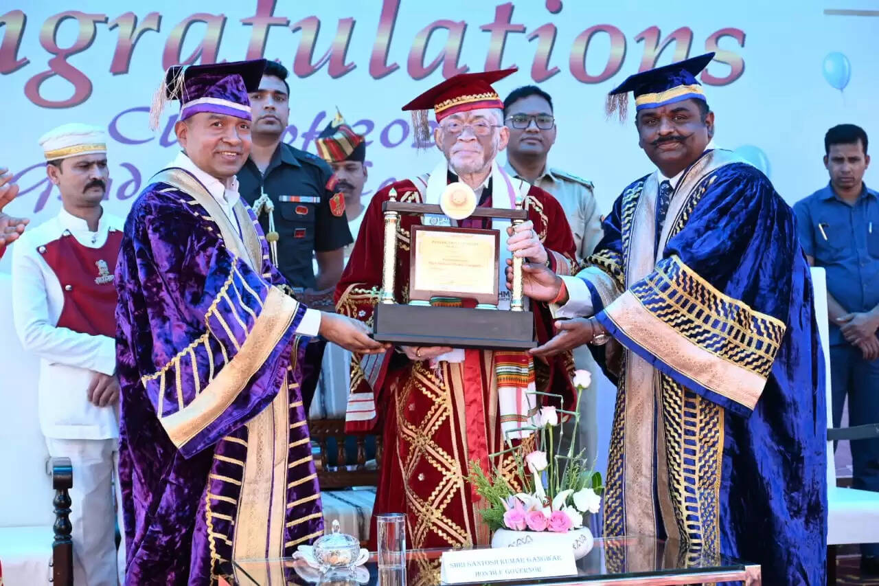 विद्यार्थी कड़ी मेहनत और संघर्ष से अपना जीवन संवारे : राज्यपाल