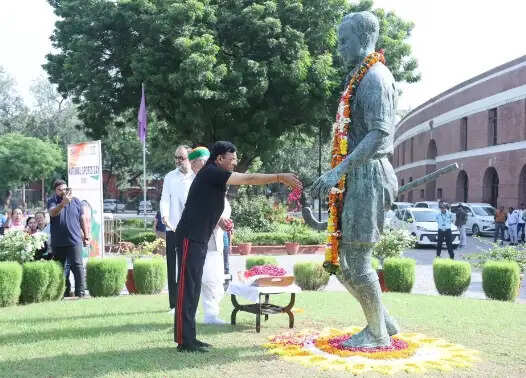 राष्ट्रीय खेल दिवस पर खेल मंत्री ने दिया फिटनेस का संदेश, हर सप्ताह एक घंटा मैदान में बिताएं