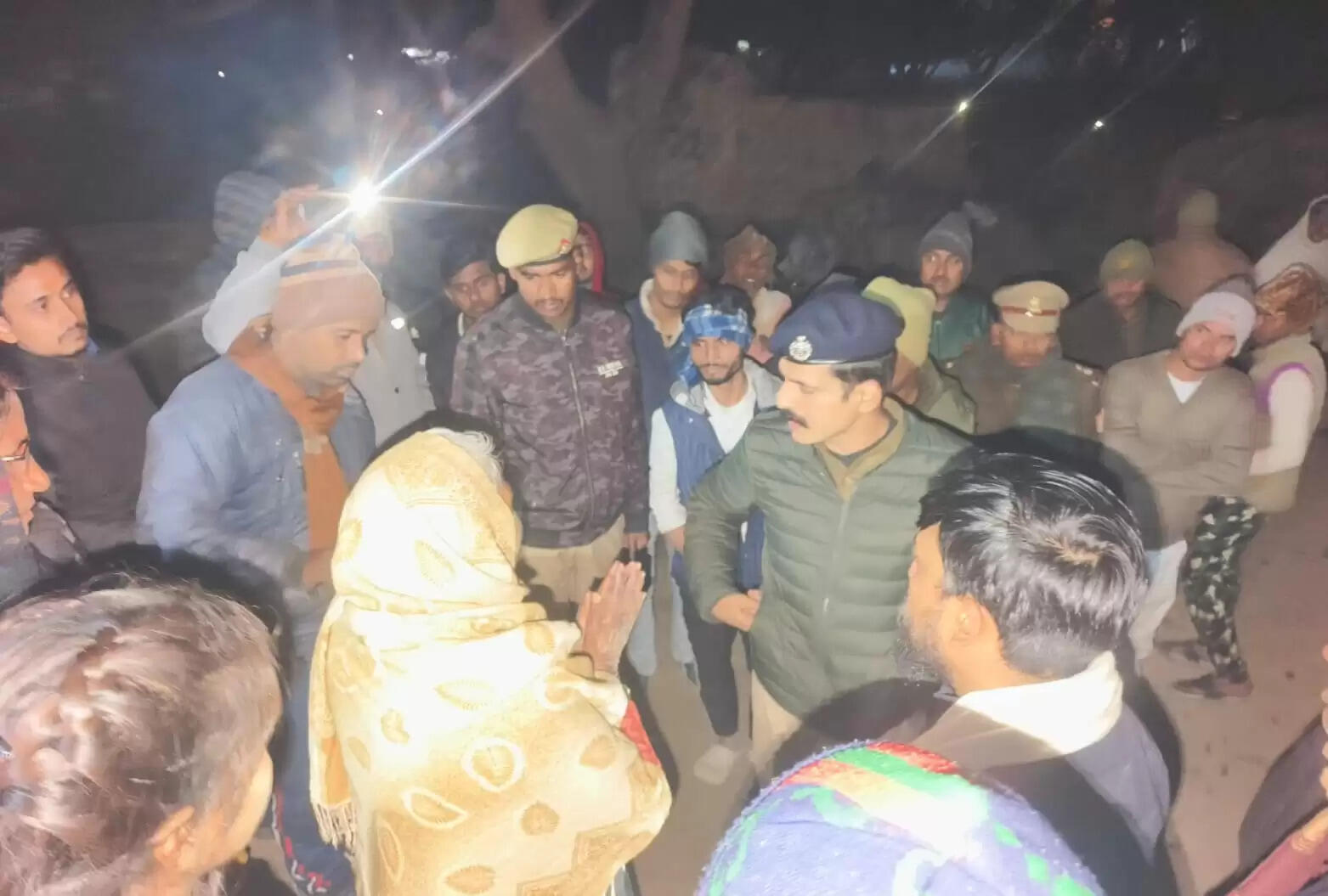 वाराणसी: मिर्जामुराद में कनेर का फल खाने से तीन मासूम बच्चियों की मौत, गांव में शोक की लहर