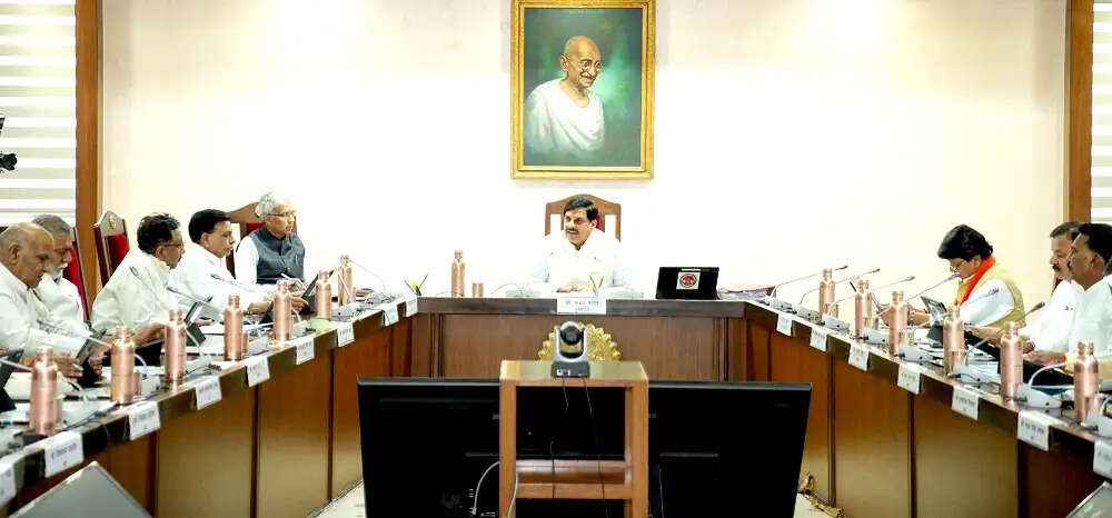 मप्र कैबिनेटः लोक निर्माण विभाग के विकास कार्यों के लिए 4,525 करोड़ रुपये की स्वीकृति