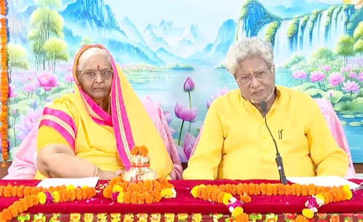 गायत्री जयंती महापर्व पर शांतिकुंज में दीक्षा व संस्कार