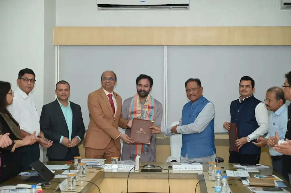 कोरबा : बिजली कर्मचारियों की बड़ी जीत, ओपीएस लागू करने का आश्वासन