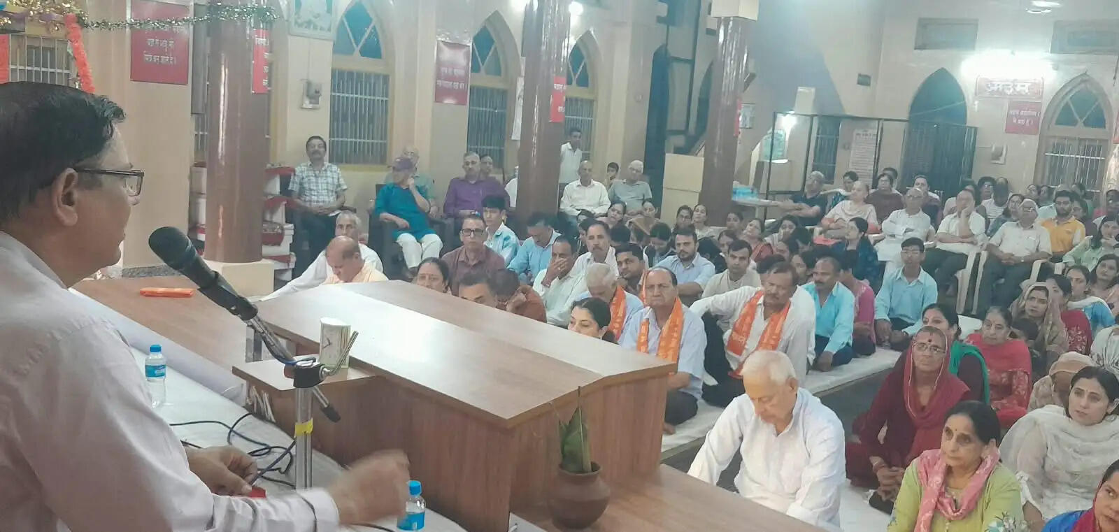 आर्यसमाज मंदिर मंडी में श्रावणी पर्व वेद सप्ताह में बही वेद ज्ञान की गंगा...