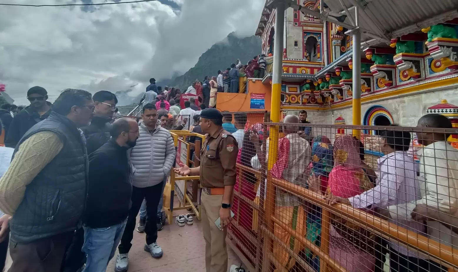 बीकेटीसी मुख्य कार्याधिकारी ने मंदिर क्षेत्र और अलकनंदा घाट का किया निरीक्षण