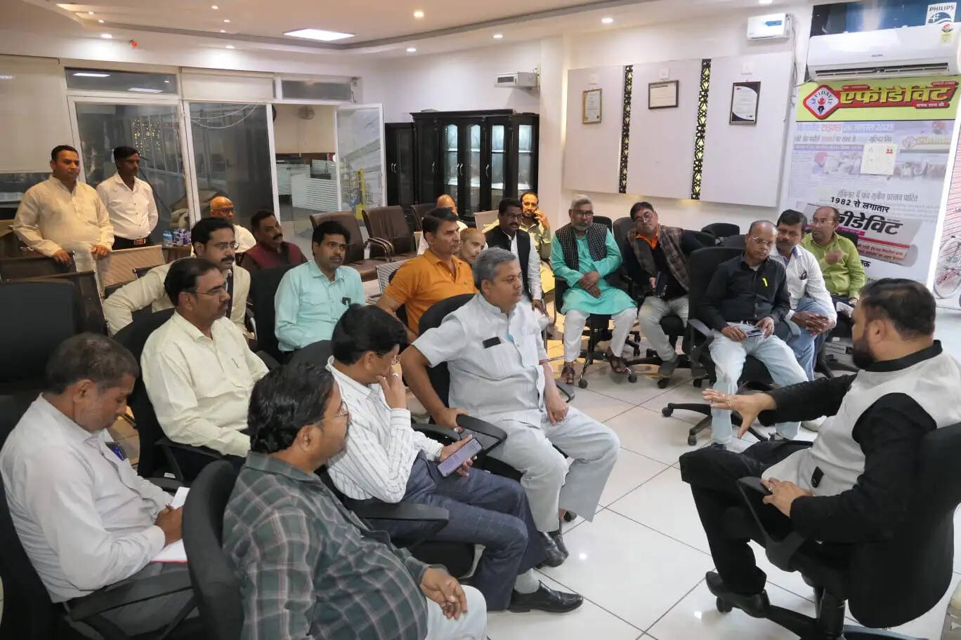 लोकतंत्र की मजबूत कड़ी हैं स्मॉल एंड मीडियम न्यूजपेपर : शोएब अहमद