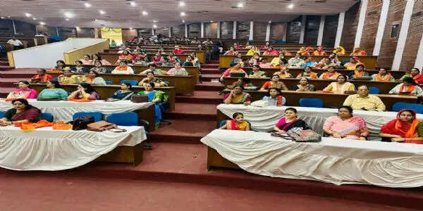 विश्वमांगल्य सभा का प्रांतीय अधिवेशन आयोजित, ‘मातृत्व संस्कार समागम’ में युगानुकूल मातृत्व पर हुआ मंथन