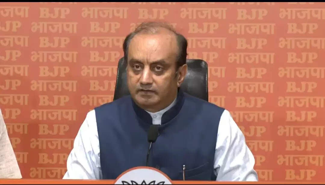 अजय राय के बयान पर भड़की भाजपा, कहा -भारतीय सेना को कांग्रेस की 'बुरी नजर' से सुरक्षा की जरूरत