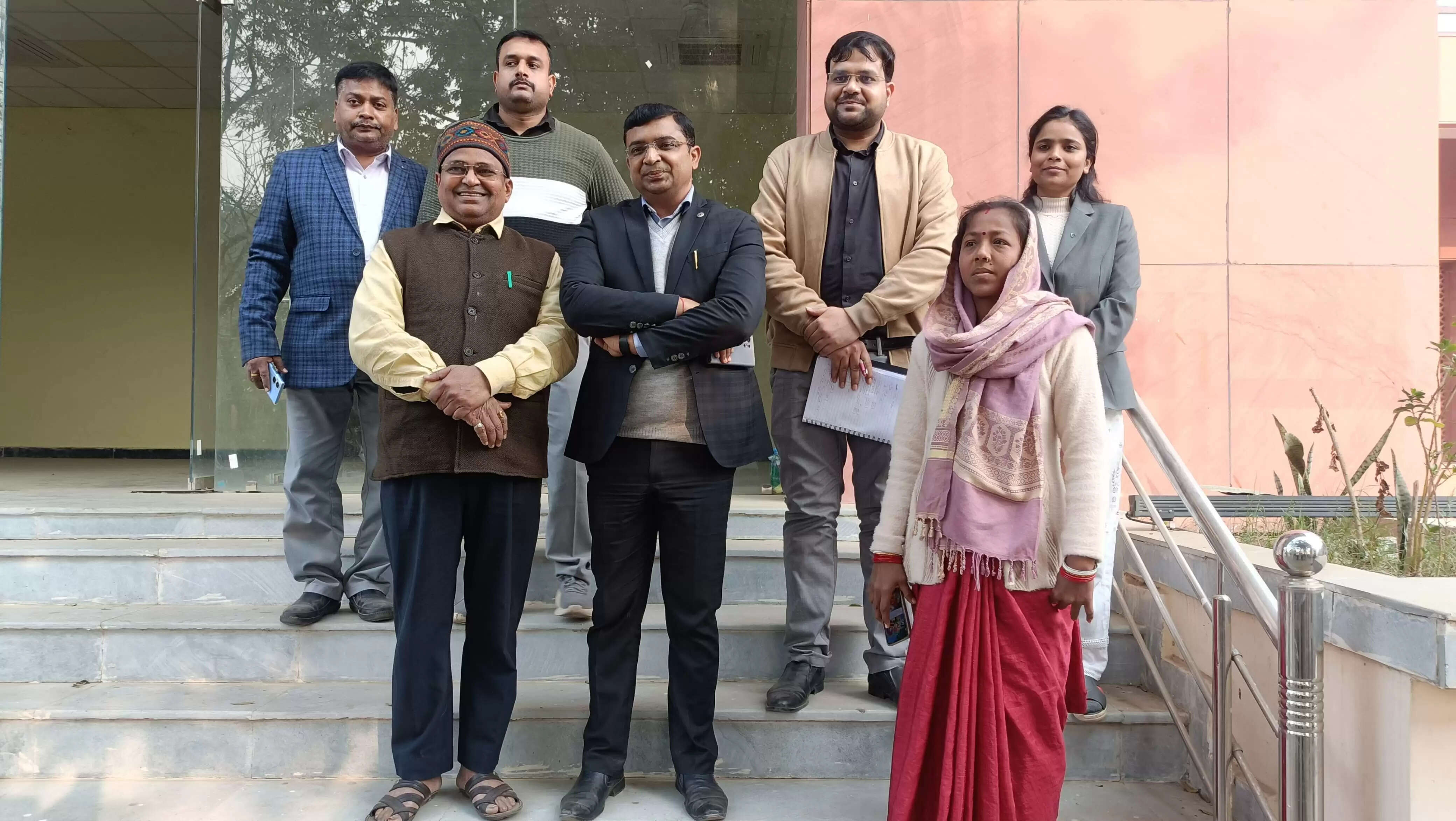 नालंदा जिले में संचालित कटिंग सिलाई सेंटर का डीएम ने किया निरीक्षण