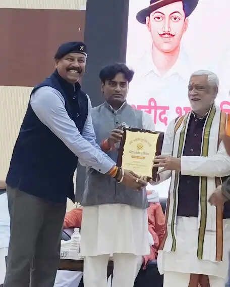 मंदसौरः शिवना शुद्धिकरण अभियान के 95वें दिन श्रमदानियों ने पूरे उत्साह के साथ श्रमदान