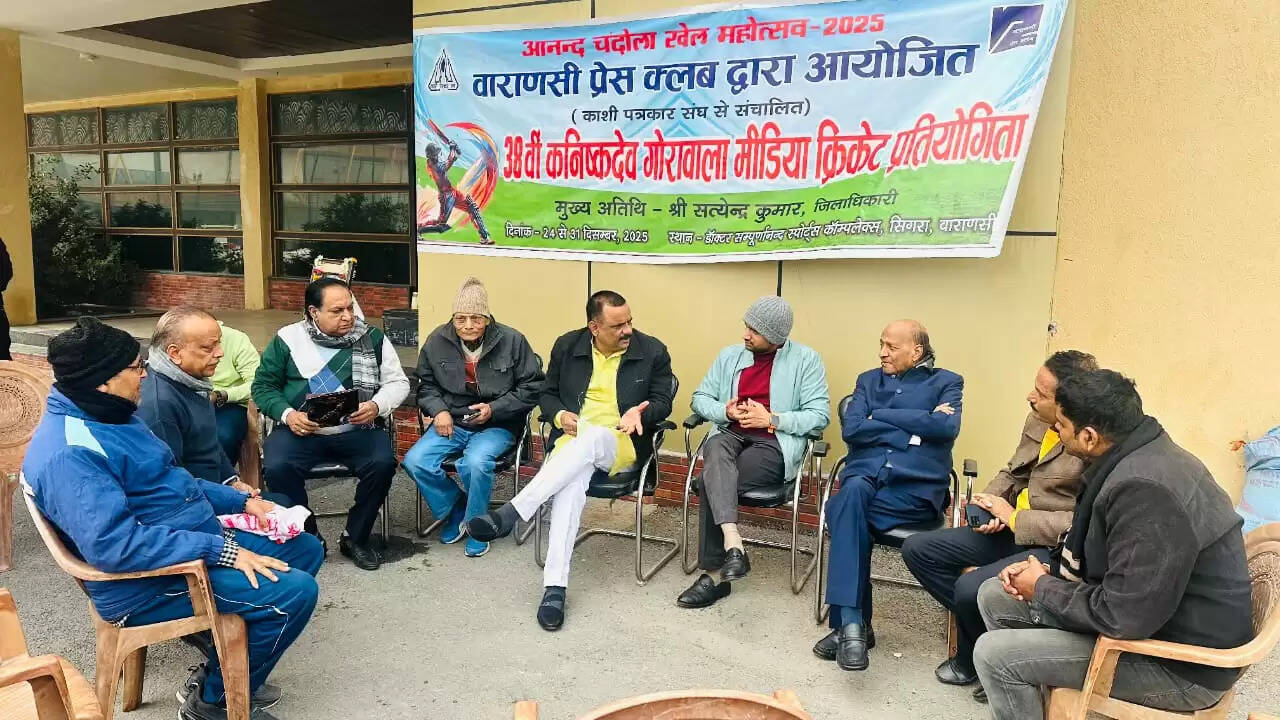 प्रधानमंत्री मोदी की प्रेरणा से काशी में सजेगा वॉलीबॉल का महाकुंभ, तैयारियों को महापौर ने परखा