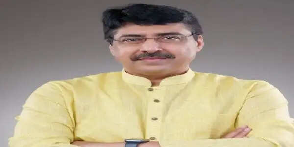 दीपक म्हस्के और सांसद रूप कुमारी चौधरी को मुख्यमंत्री ने दी बधाई