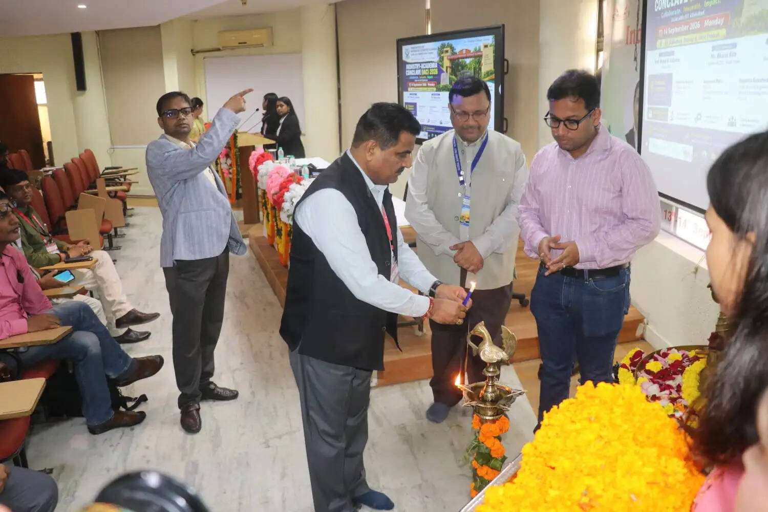 एआई के दौर में मानवीय अंतर्ज्ञान और नवाचार की भूमिका अहम : अपूर्व कुमार