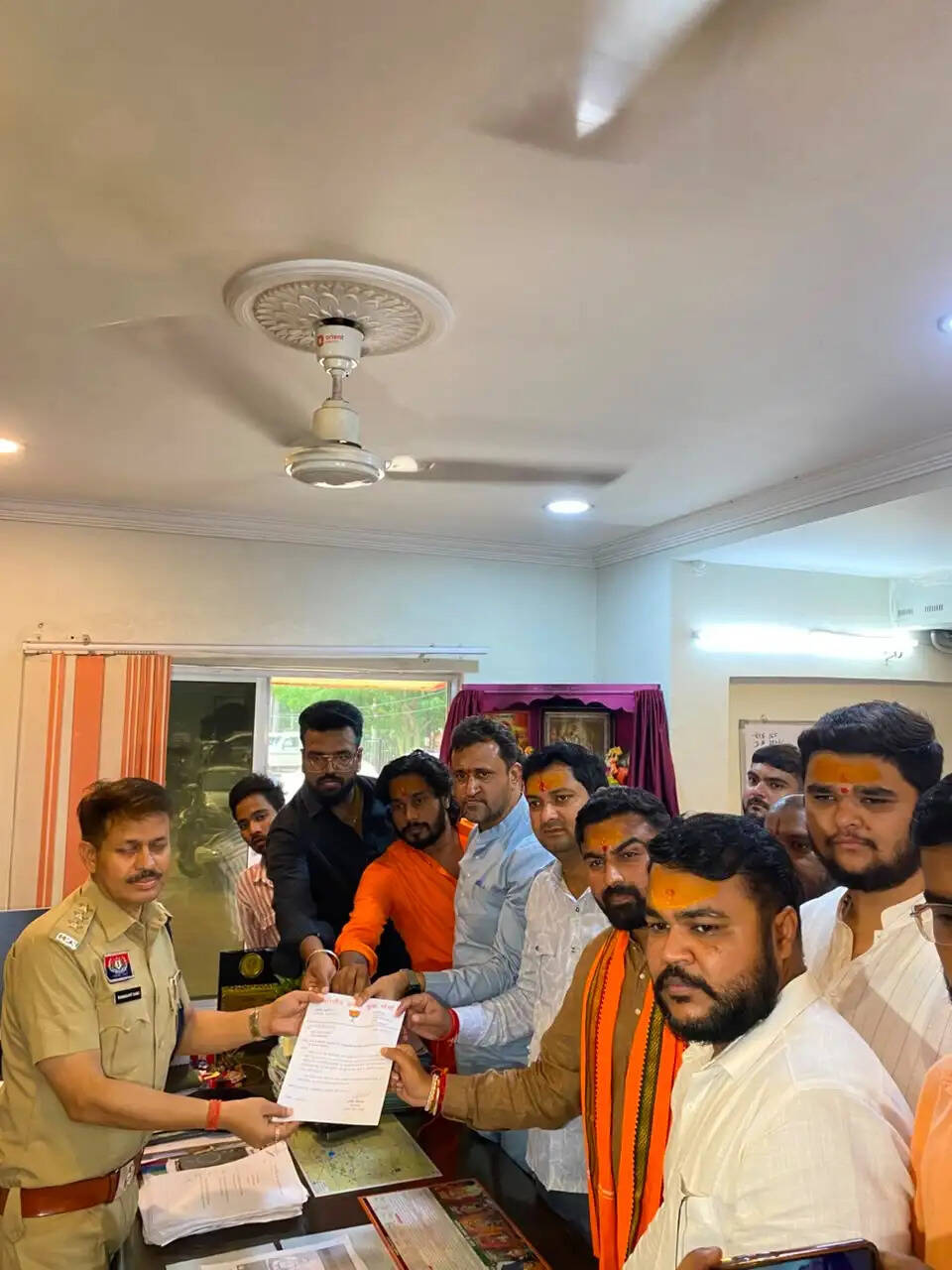 मुख्यमंत्री साय और उपमुख्यमंत्रियों के खिलाफ फर्जी सोशल मीडिया आईडी से अभद्र टिप्पणी, कार्रवाई की मांग
