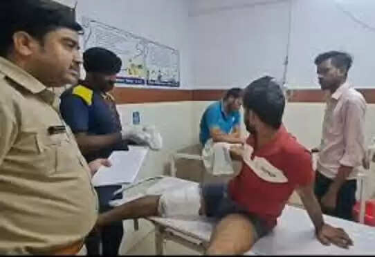 भिंड:&nbsp;बीरमपुरा में दामाद काे चांटा मारने पर&nbsp;चली&nbsp;गोली,&nbsp;तीन लोग गंभीर घायल&nbsp; &nbsp;&nbsp;