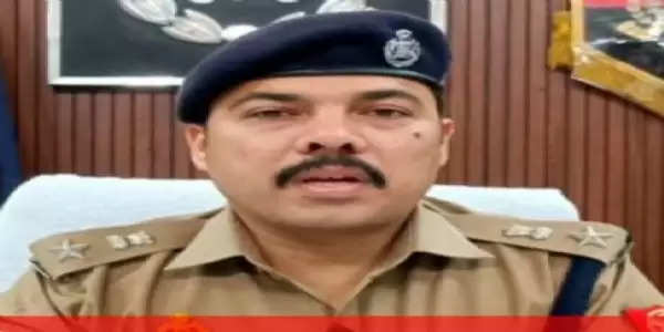 मेरठ के एसएसपी ने 10 पुलिसकर्मियों को किया लाइन हाजिर