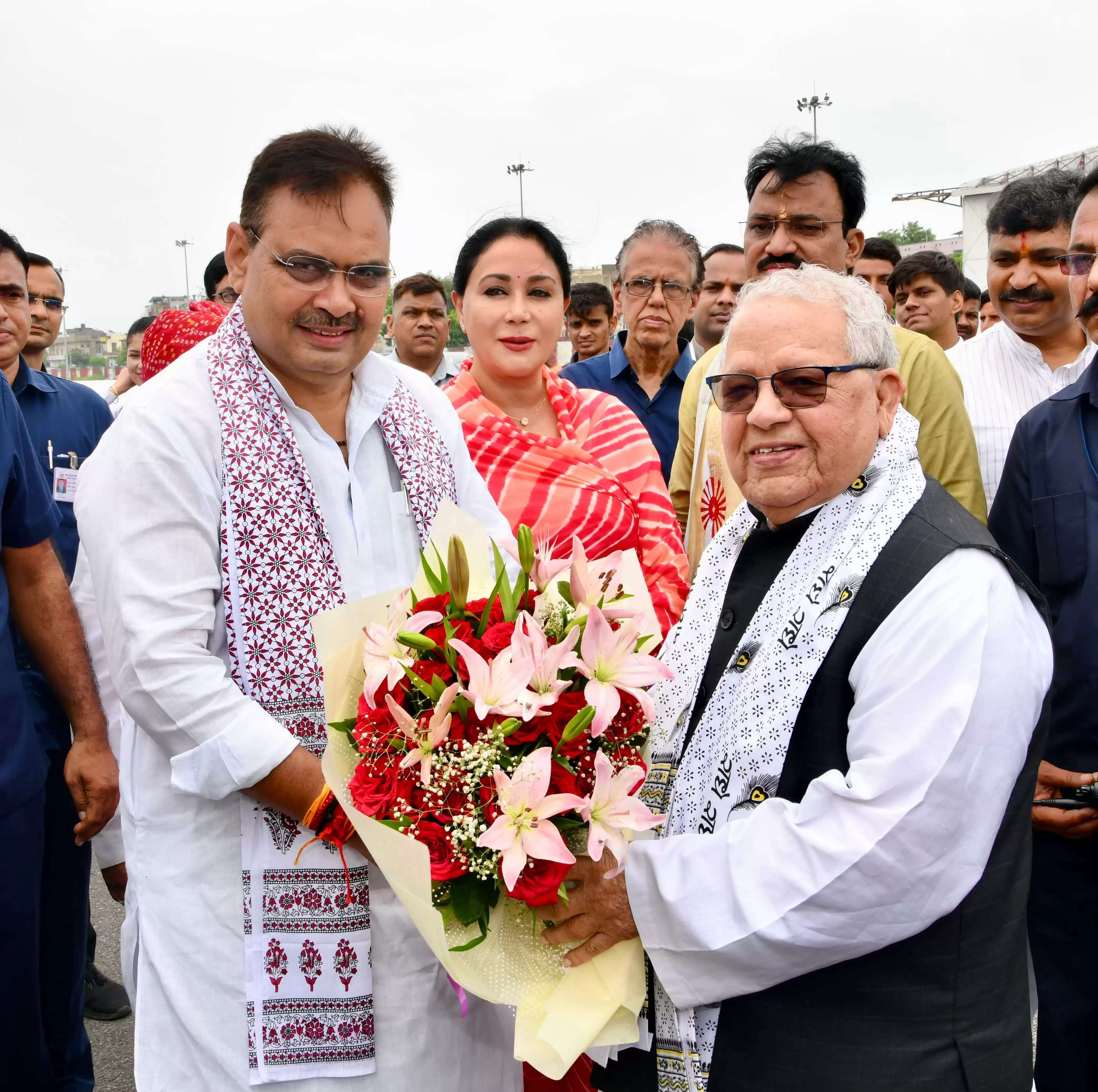 निवर्तमान राज्यपाल कलराज मिश्र को मुख्यमंत्री ने दी भाव भरी विदाई