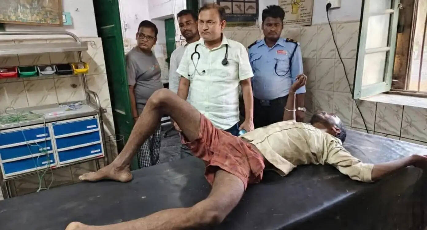 राघोपुर में हाईटेंशन लाइन की चपेट में आने से दो मजदूर गंभीर रूप से झुलसे, हायर सेंटर रेफर